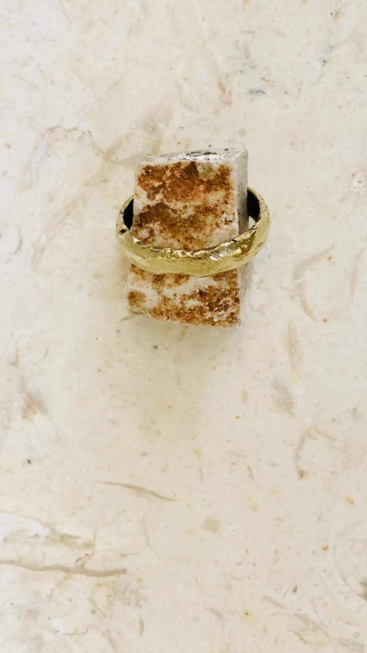 18k-gold-schindler-s-list-ring-inside-hebrew-engraving-whoever-saves
